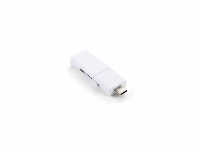 USBメモリ